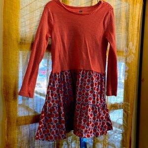 TEA COLLECTION girls’ size 6 long sleeve dress.